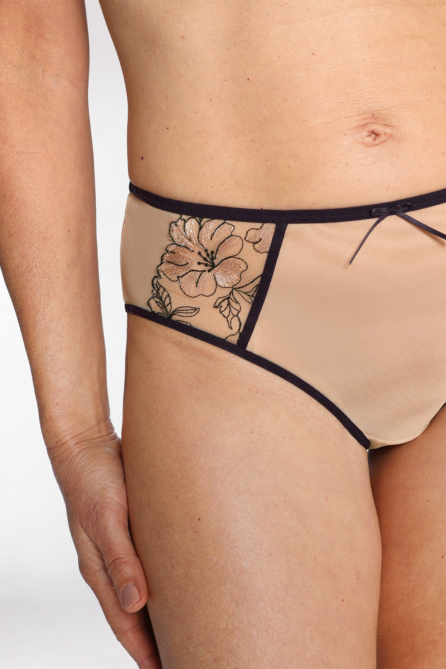ABRIELLE BRIEF - Image 5