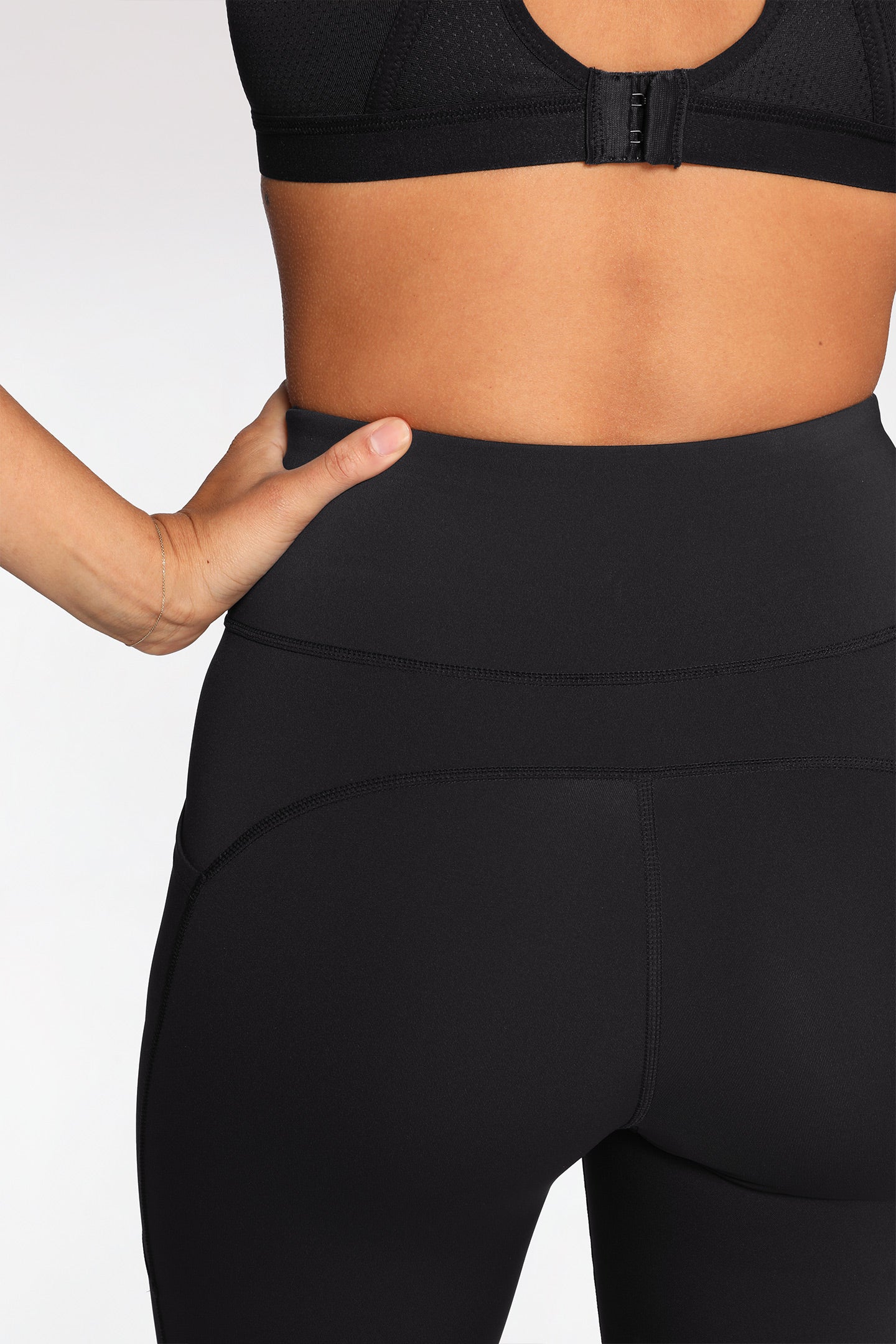 ACTIVE 7/8 COMPRESSION PANT - Image 5