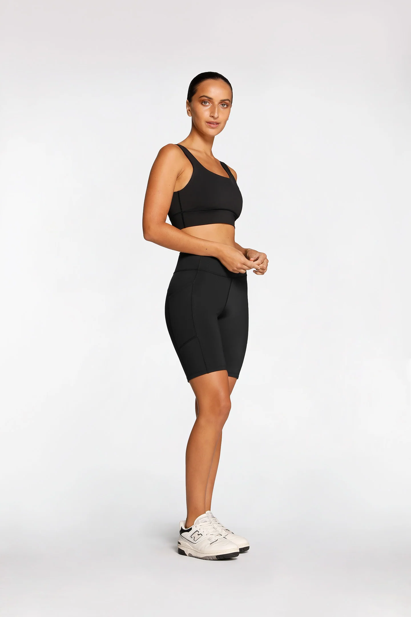 ACTIVE SHORT - Image 3