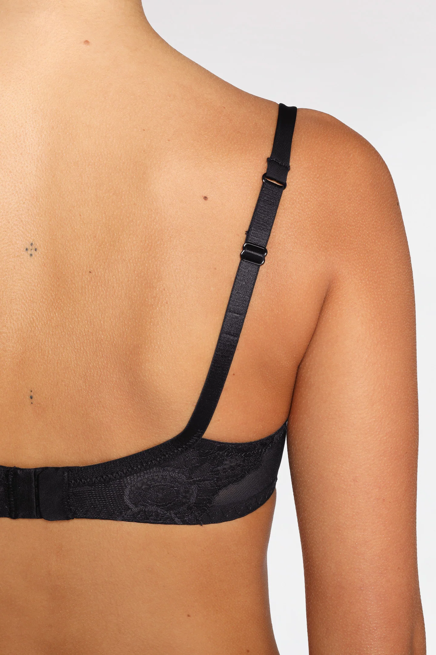 AMOUR DREAM PUSH UP BRA - Image 5