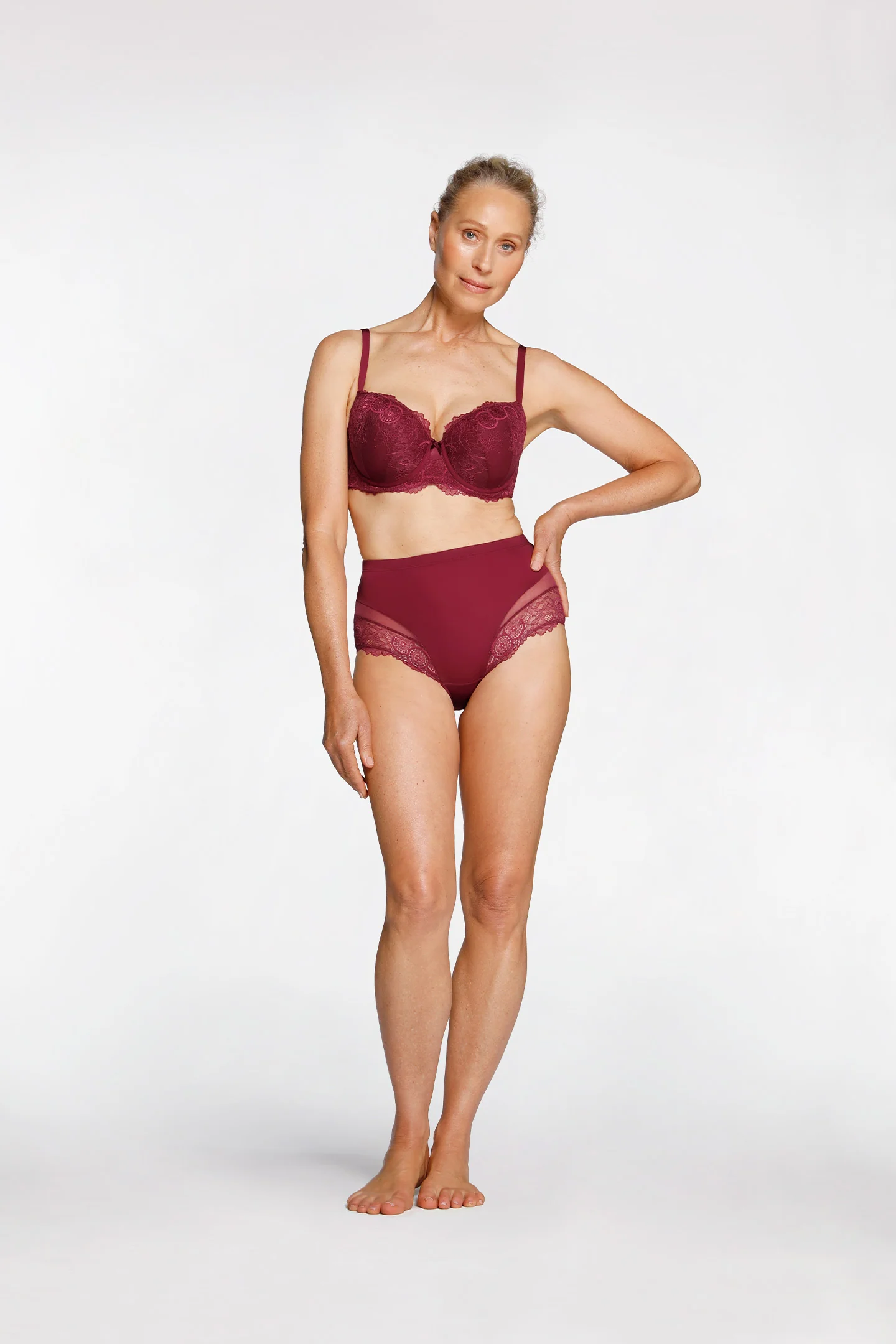AMOUR LACE CONTOUR BRA