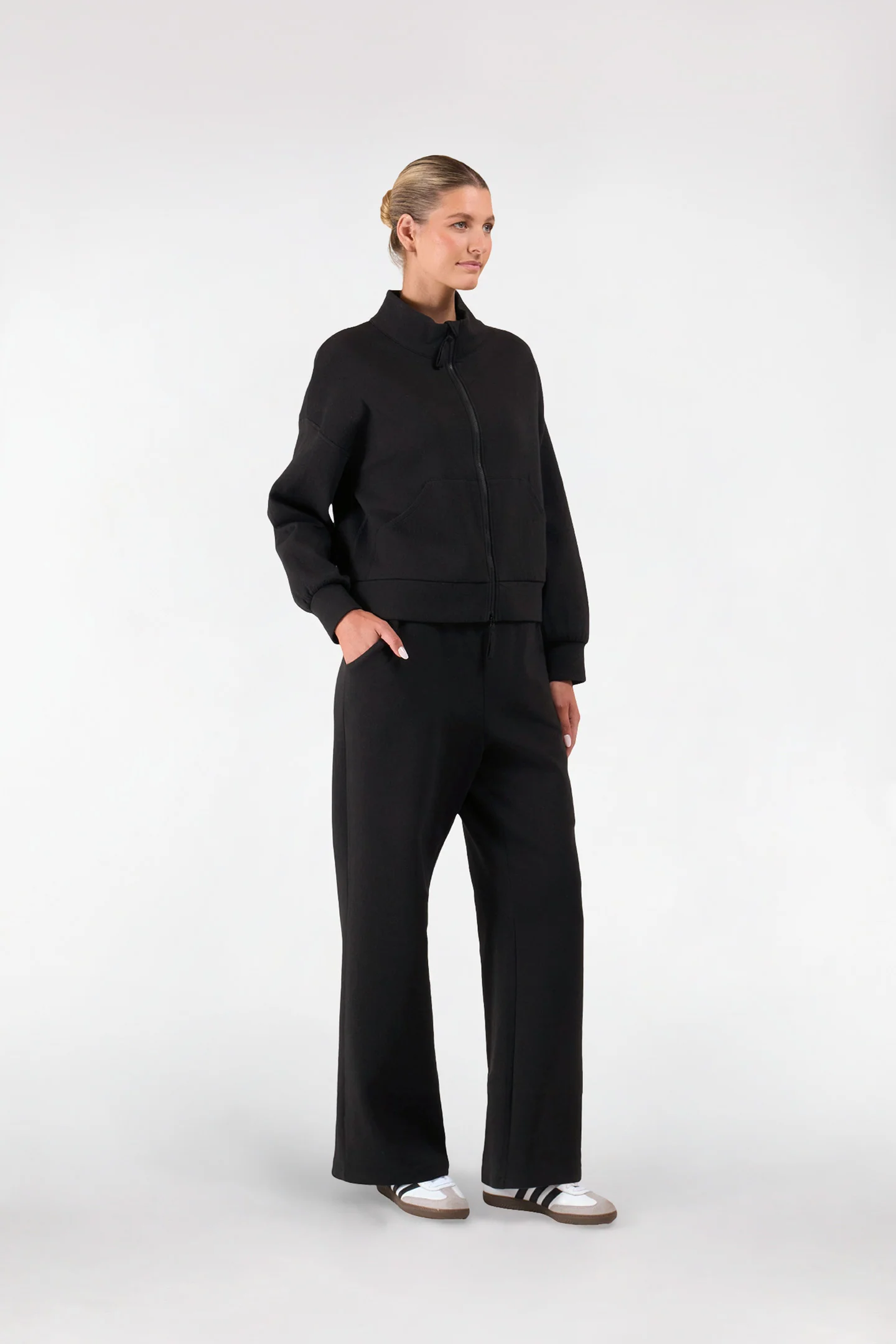 ATHLEISURE JACKET - Image 3