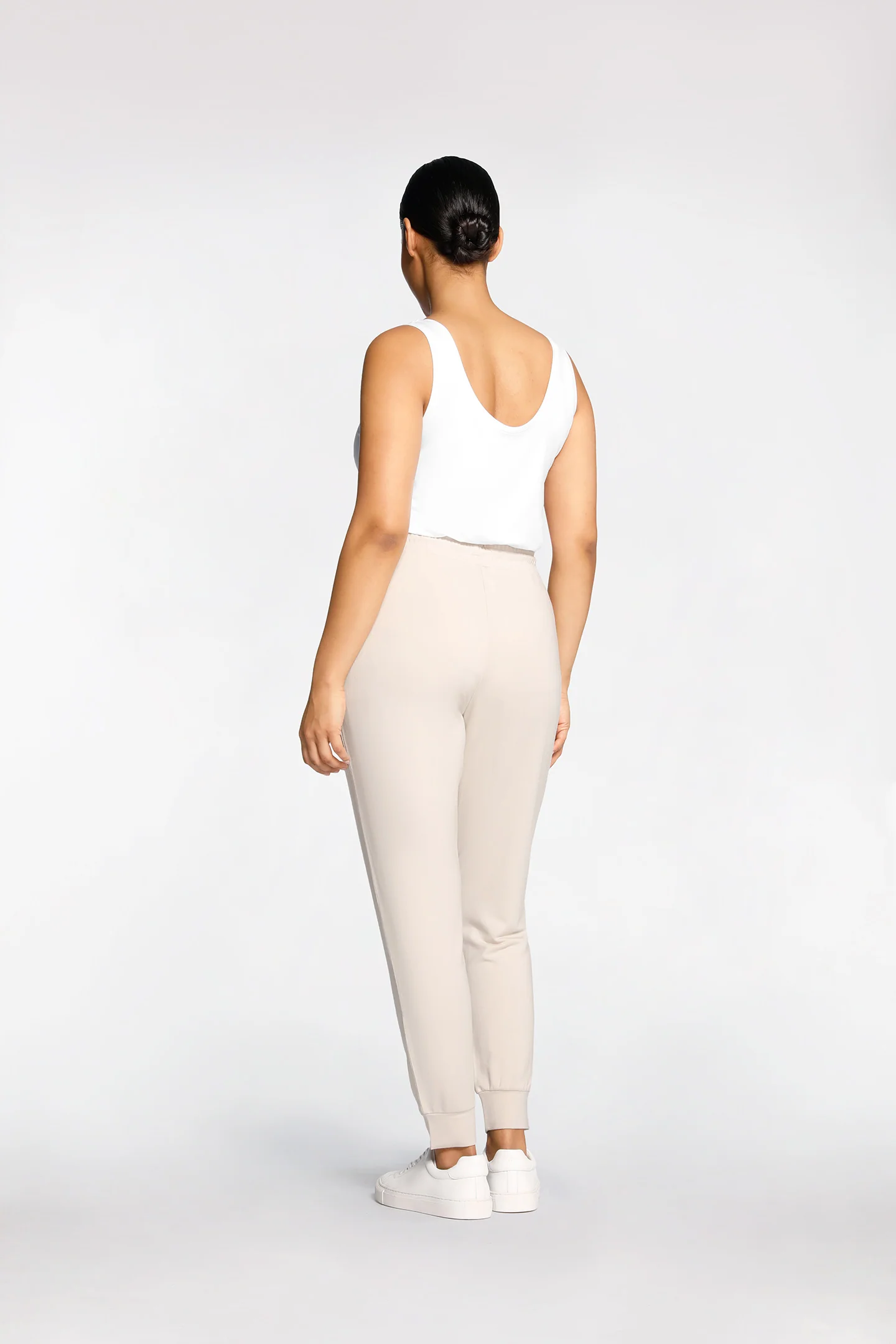 ATHLEISURE PANT - Image 4