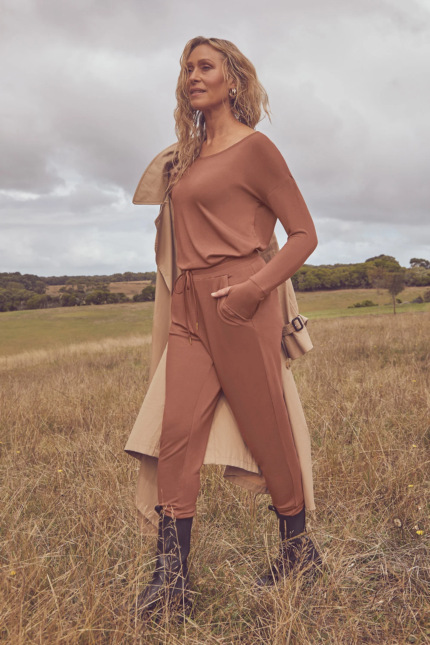 ATHLEISURE PANT - Image 7