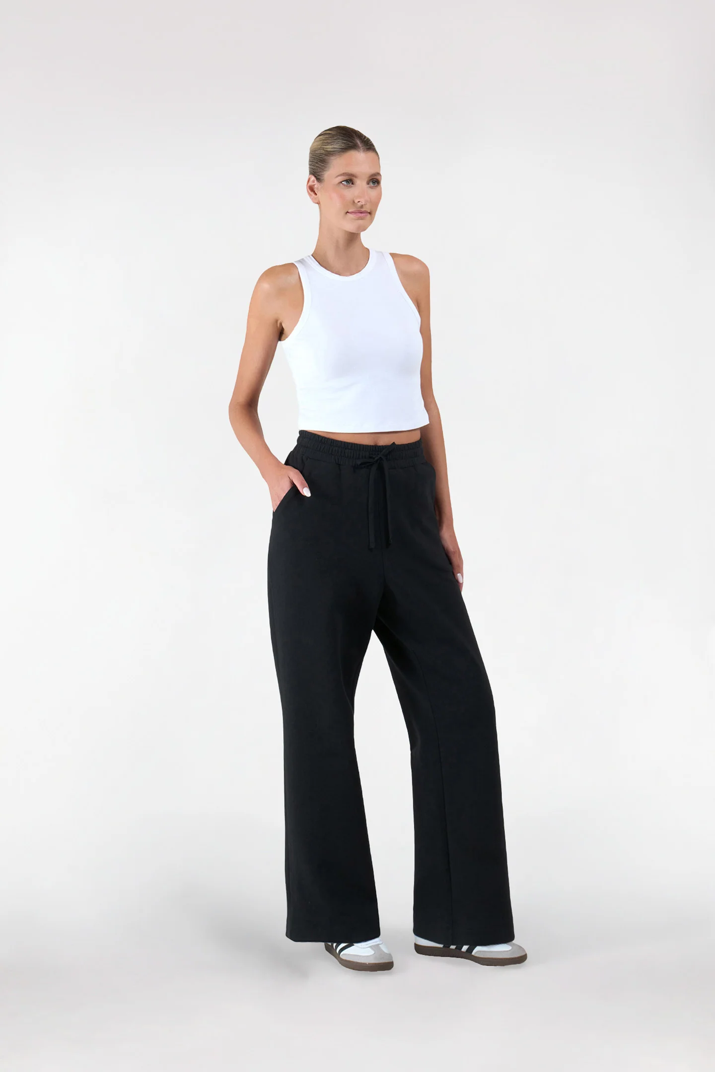 ATHLEISURE STRAIGHT LEG PANT - Image 3