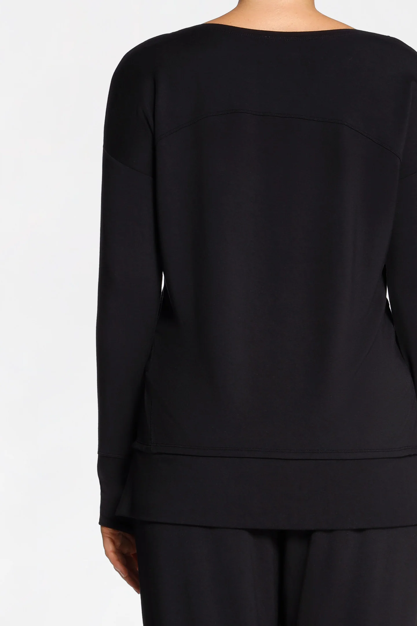 ATHLEISURE SWEATER - Image 6
