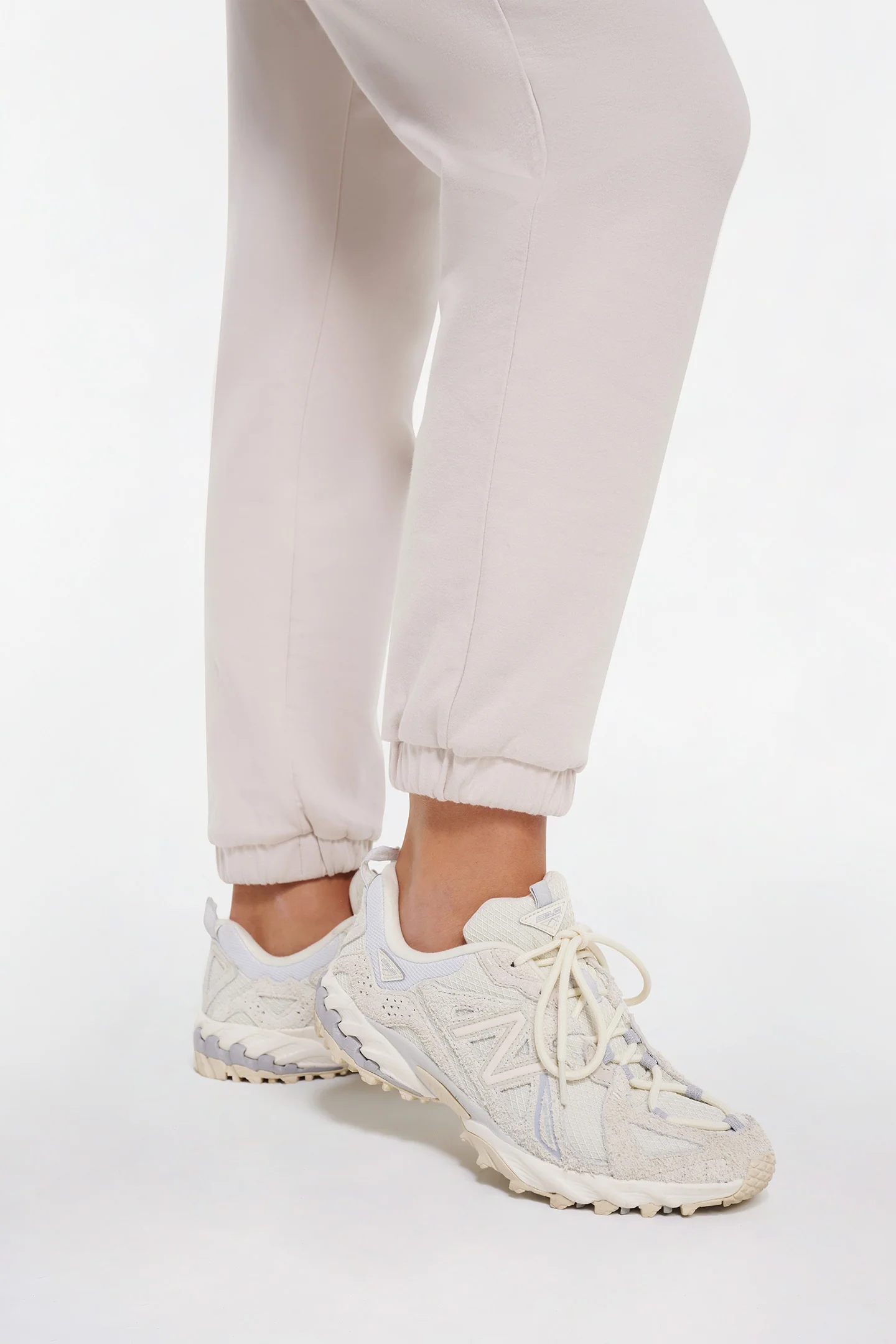 ATHLEISURE TAPERED JOGGER - Image 4