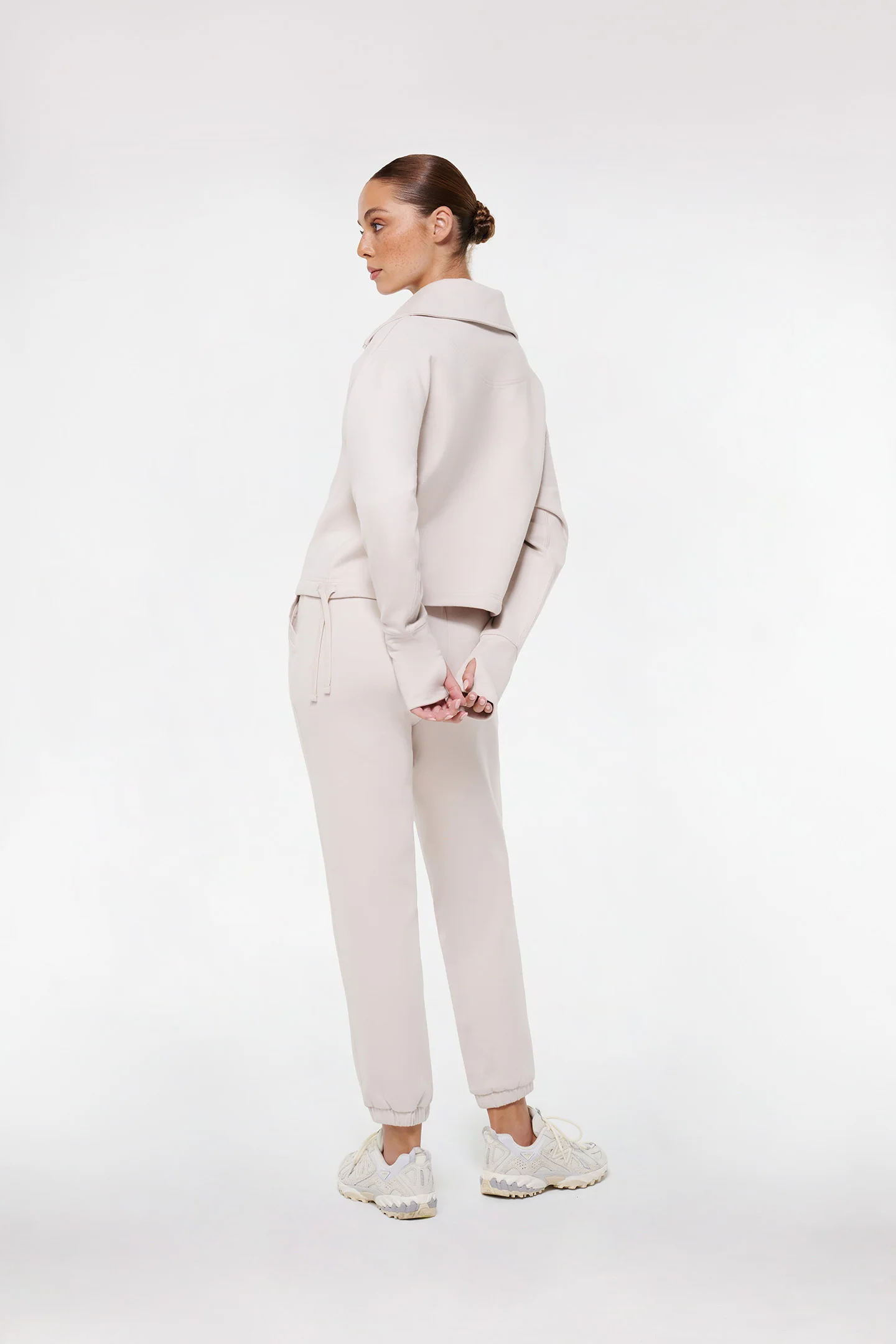 ATHLEISURE ZIP FRONT JUMPER - Image 4