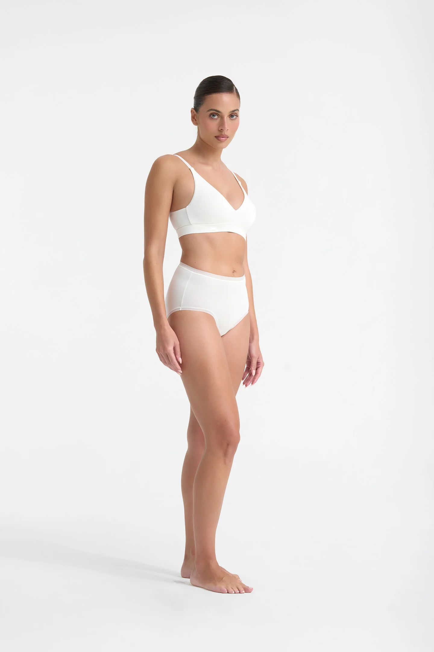 COMFORT WIRELESS SOFT CUP BRA - Image 3