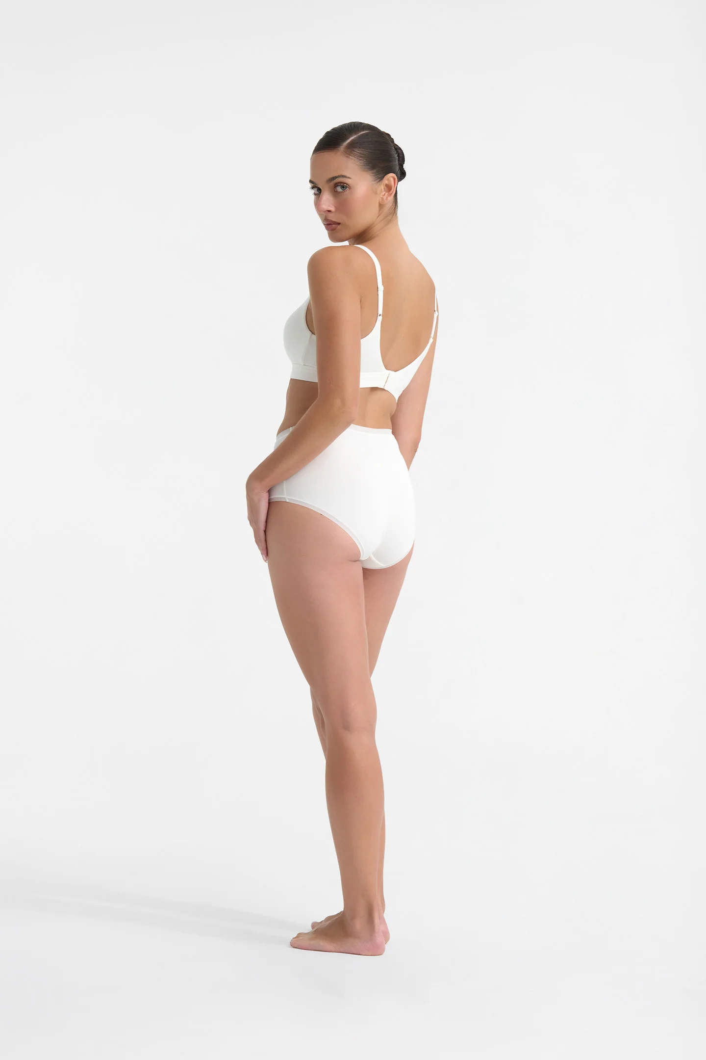 COMFORT WIRELESS SOFT CUP BRA - Image 4