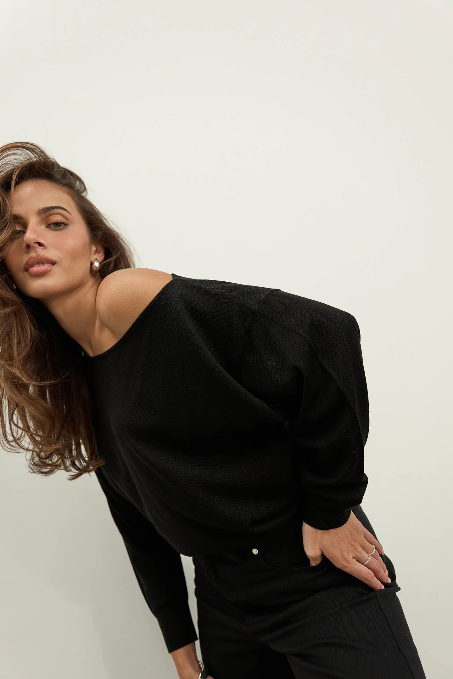 FINE KNIT SWEATER - Image 4