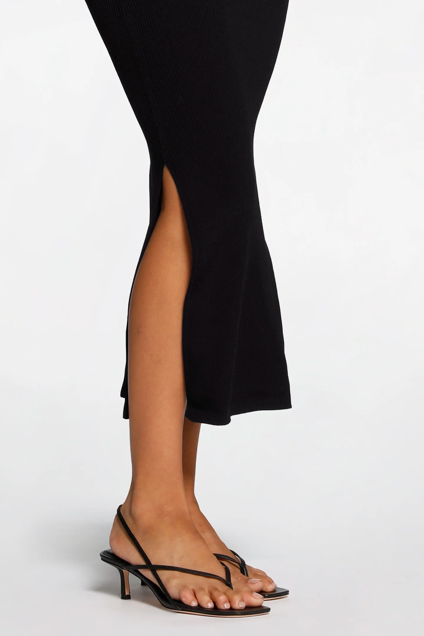RIB V NECK DRESS - Image 5