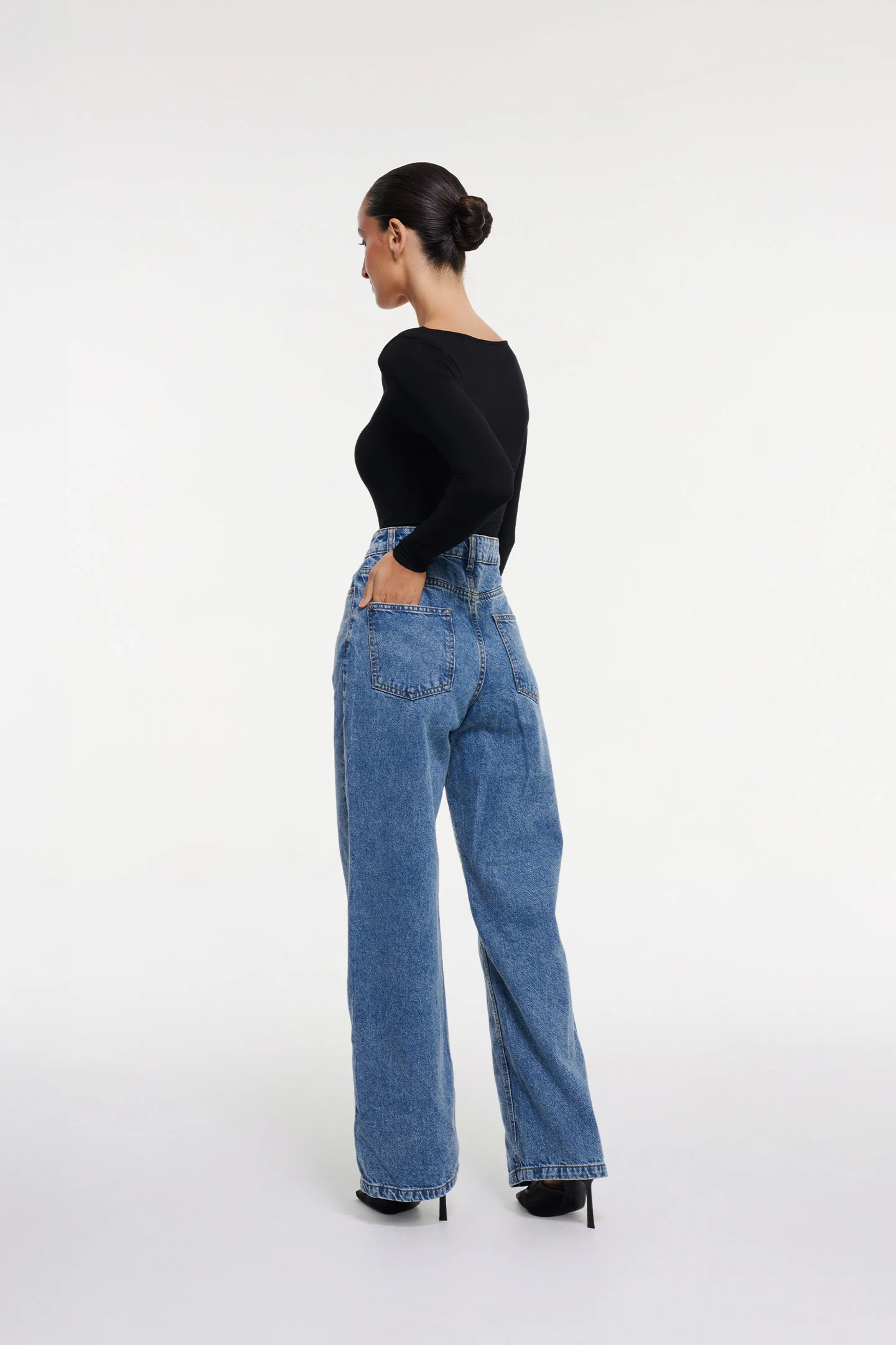 SCOOP NECK BODYSUIT - Image 4