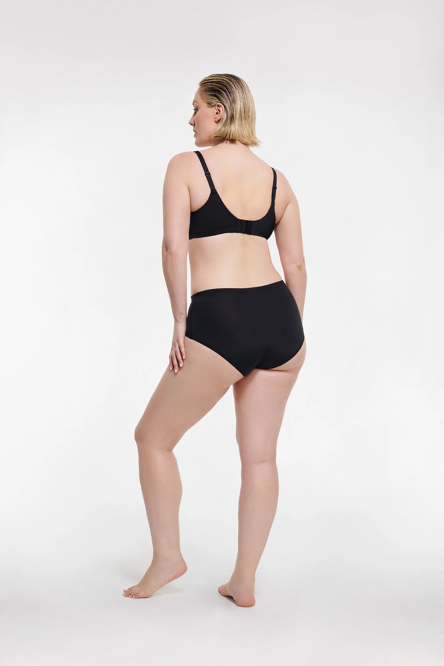 SMOOTH FULL SOFT CUP BRA - Image 4