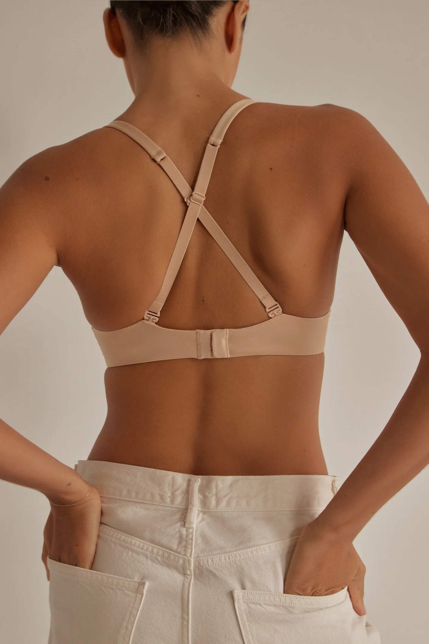 SMOOTH PLUNGE T SHIRT BRA - Image 8