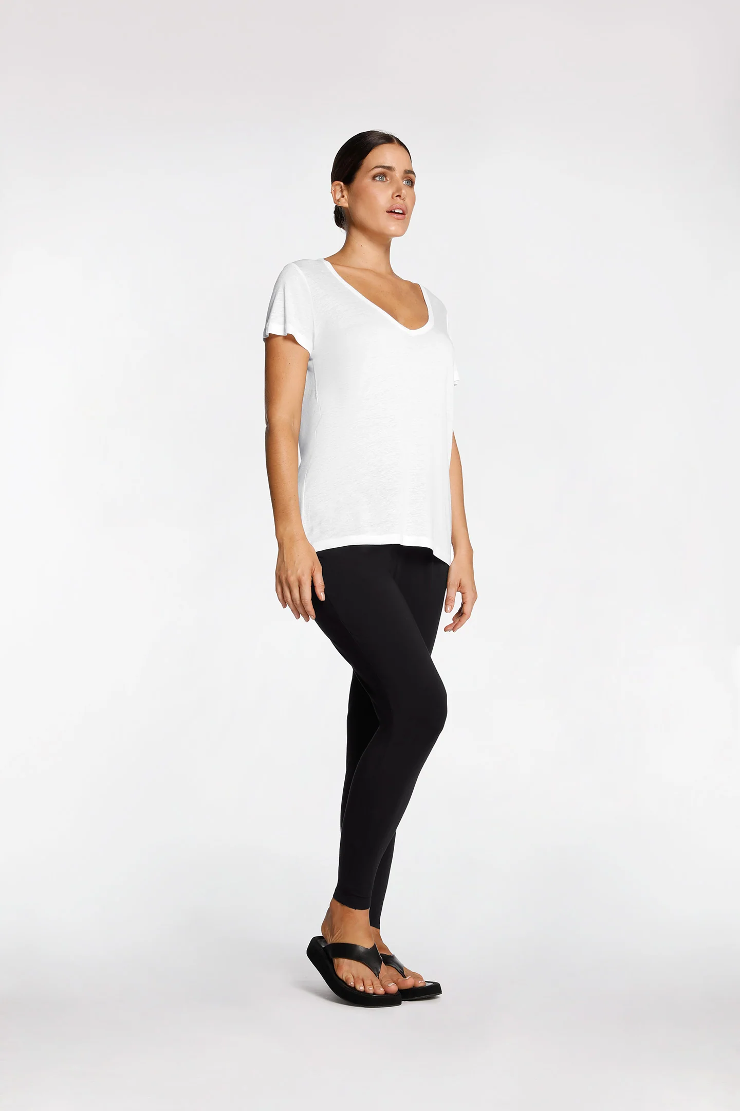V NECK T SHIRT - Image 3